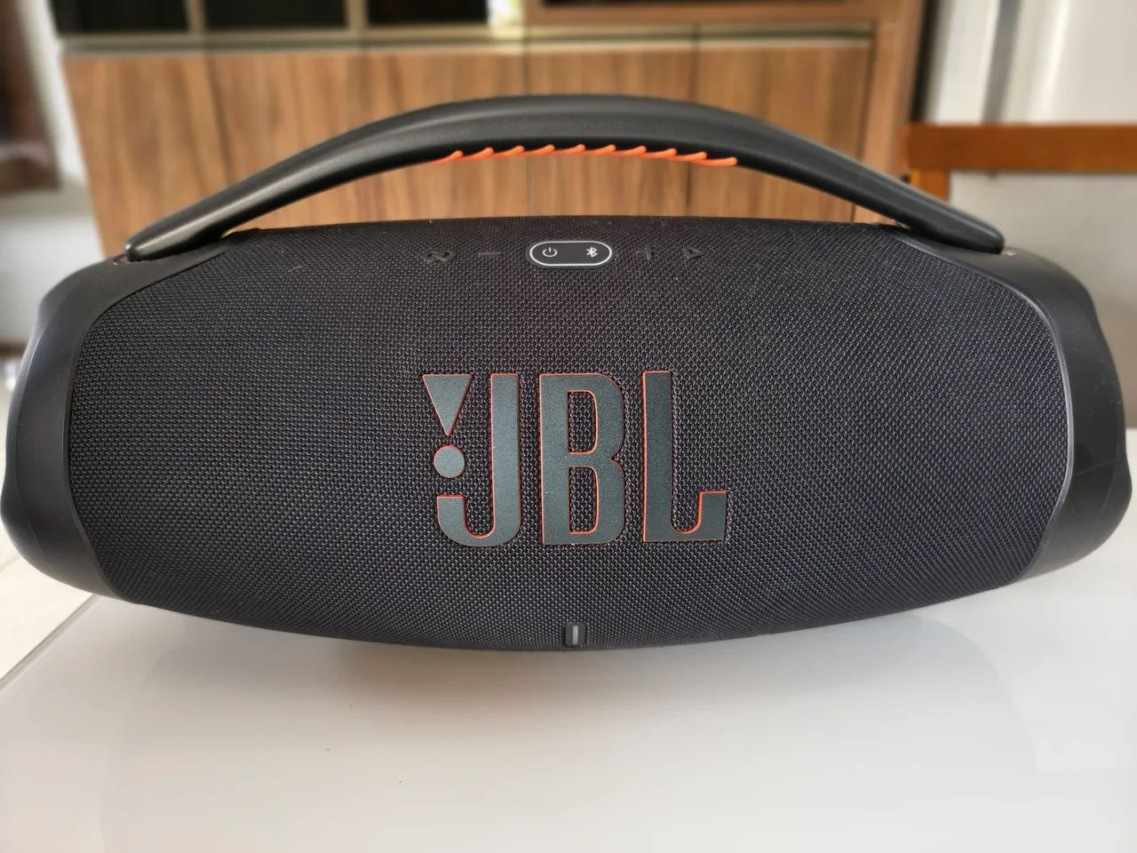 JBL boombox 3