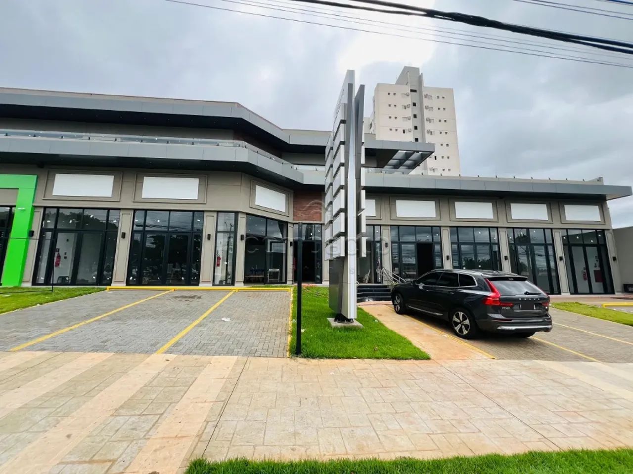 Comercial SalaLoja Condomínio em São José do Rio Preto