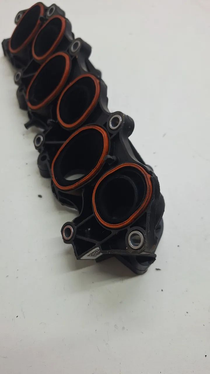 Entrada Duto Coletor Vw Amarok Highiline 3.0 V6 2020 / 2021