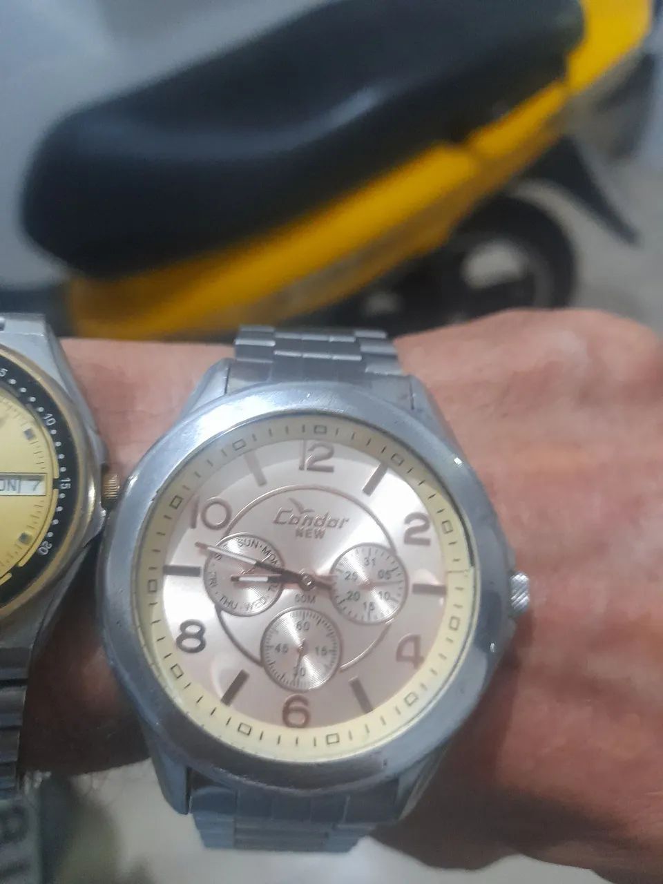 Vendo um relógio condor 3 bolas  funcionando perfeitamente  - Foto 4