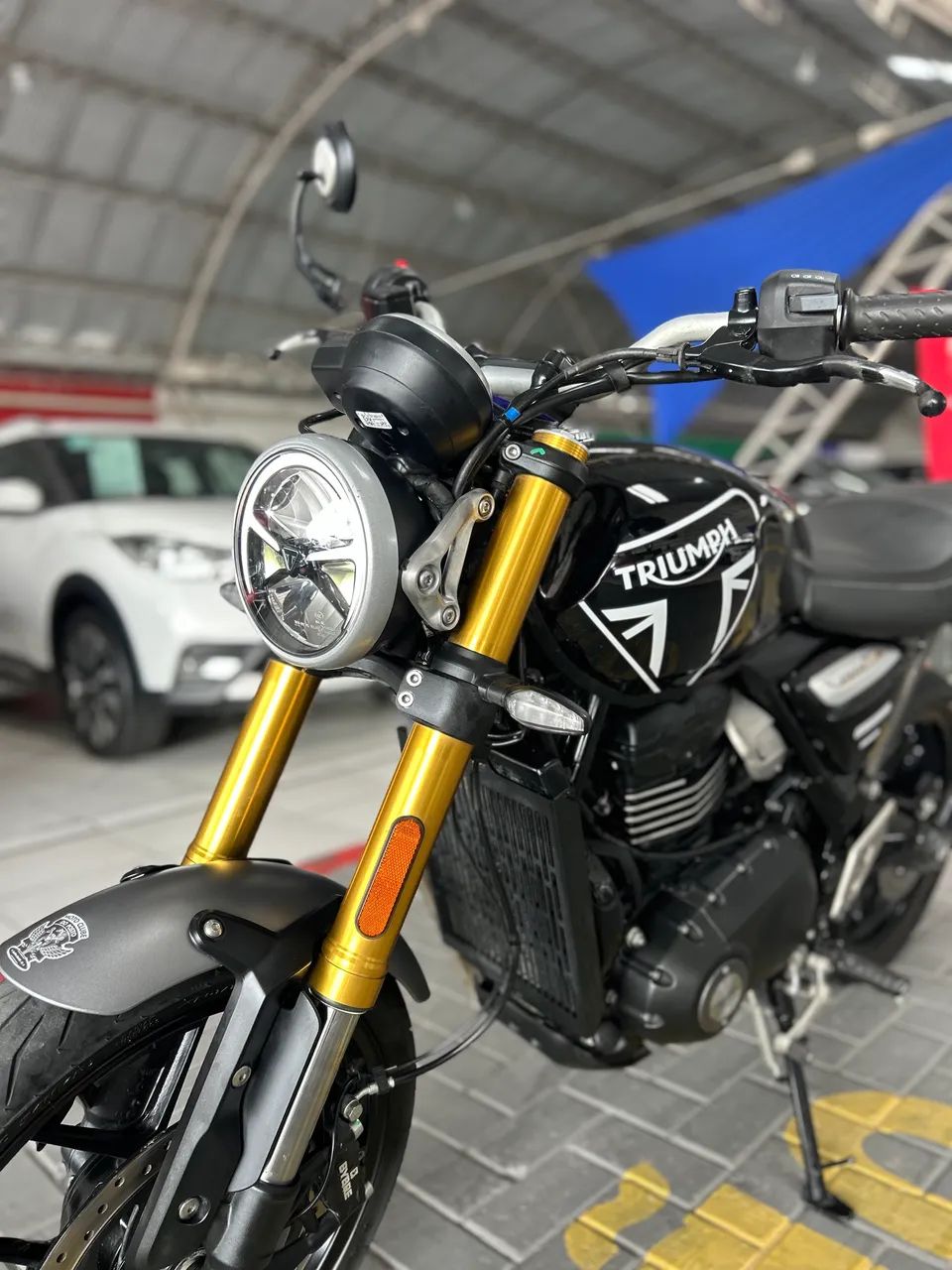 Triumph speed 400 - 8.000 km  - Foto 3