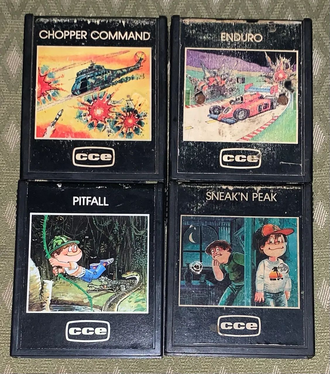 4 Cartuchos de Atari CCE Enduro Chopper Command Pitfall e SneK?n Peak - Foto 2