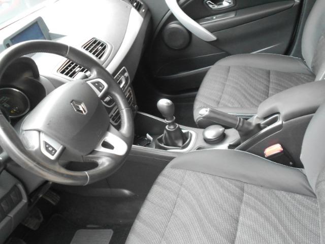 Renault Fluence Dynamique 2.0 Câmbio Manual Flex - Foto 11