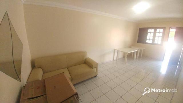 Casa de Condomínio com 3 dormitórios para alugar, 80 m² por R$ 2.500/mês - Vila Vicente Fi