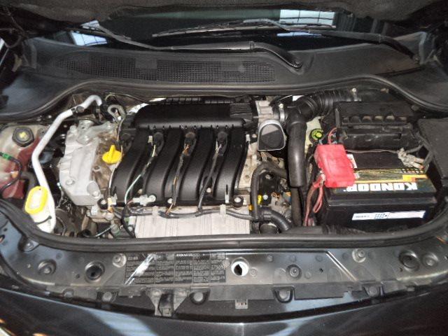RENAULT MÉGANE 2010/2011 2.0 DYNAMIQUE SEDAN 16V GASOLINA 4P AUTOMÁTICO - Foto 8