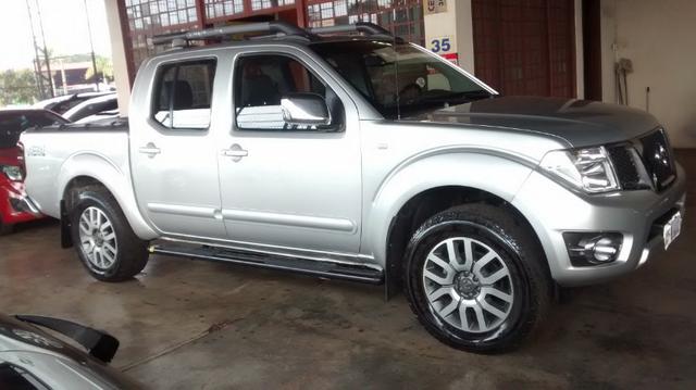 Frontier SL 4X4 190CV Tb Diesel Automática 2014 - Foto 14