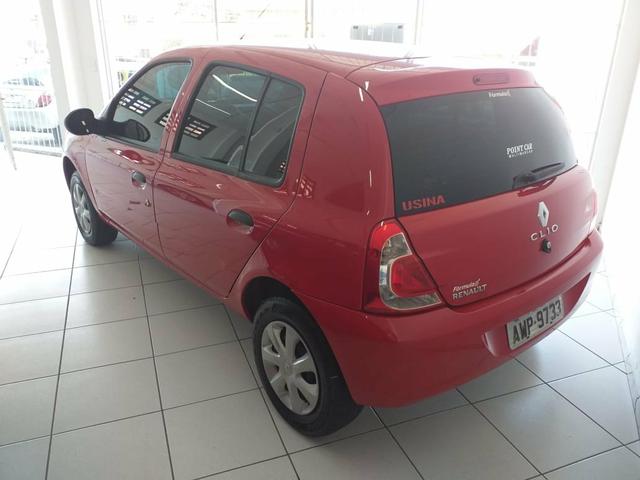 Clio - Foto 3