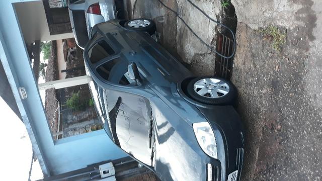 Corsa Sedã Premium 1.4 - Foto 4