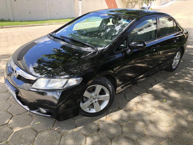 Honda civic MOD:2010 LXS - Foto 2