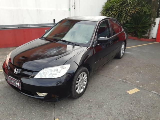Honda Civic LX 1.7 - 2005