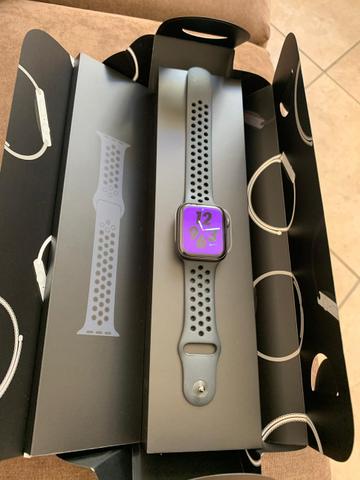 Apple Watch series 4 44mm Nike - Foto 2