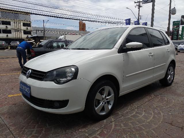 Polo 1.6 completão e super conservado