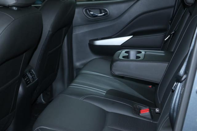 NISSAN FRONTIER 2.3 LE AT 4X4 - Foto 8