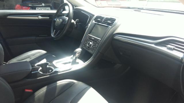 Ford Fusion Hybrid - Foto 4
