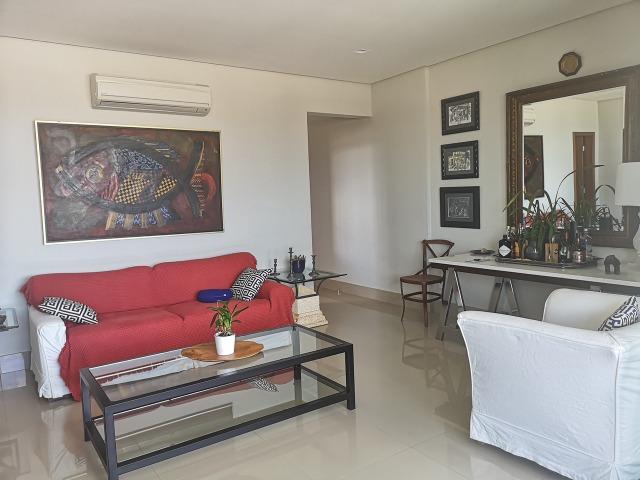 Ed. Jardim D América; 134m² -Apto 3/4 sendo 3 suítes; Andar Alto; Completo Armários Padrão - Foto 2