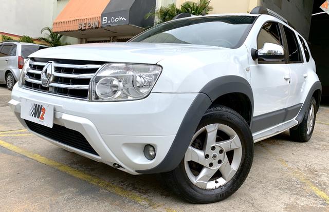 Oportunidade Única - Duster 2.0 Automático 2015 (C/ GNV)