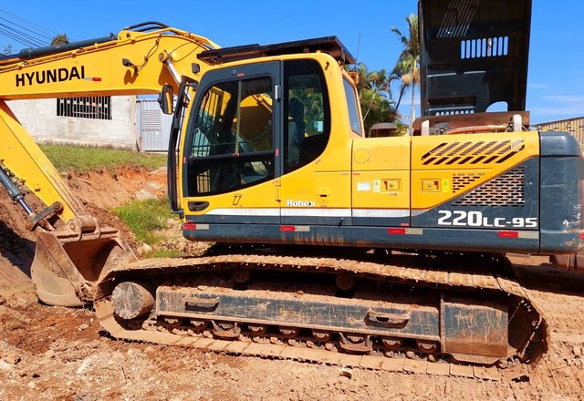 ESCAVADEIRA HIDRÁULICA  - Foto 2