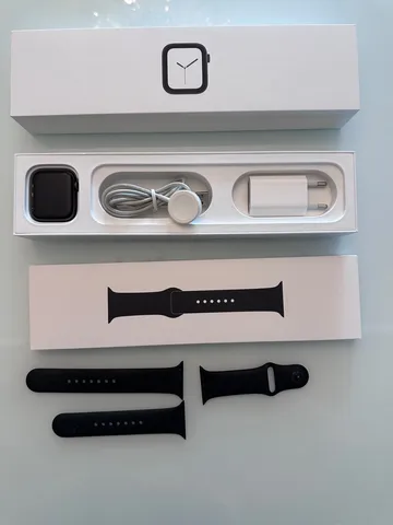 Apple Watch - Séries SE - 44mm - Preto - GPS - Usado Apple Apple Watch  Apple Watch TudoiPhone: O Maior Clube de Compra, Venda e Troca de iPhones  e Equipamentos Apple 