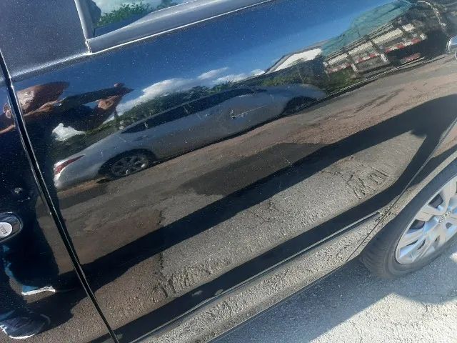 Fox 2013, baixo Km, com detalhes a fazer * Abaixo da fipe * Oportunidade *        * - Foto 5