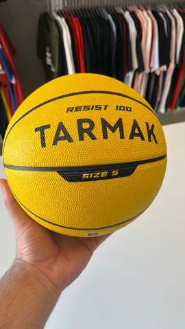 bola de basquete tarmak resist 100 - Esportes e ginástica