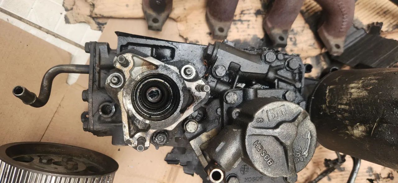 Bomba de óleo Ducato, iveco R$ 800 - Foto 2