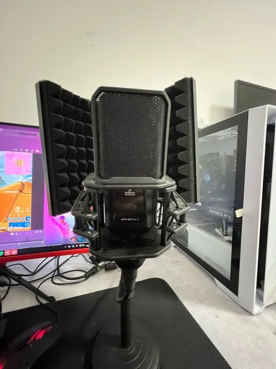 Microfone Condensador Arcano AM-Stu-1 