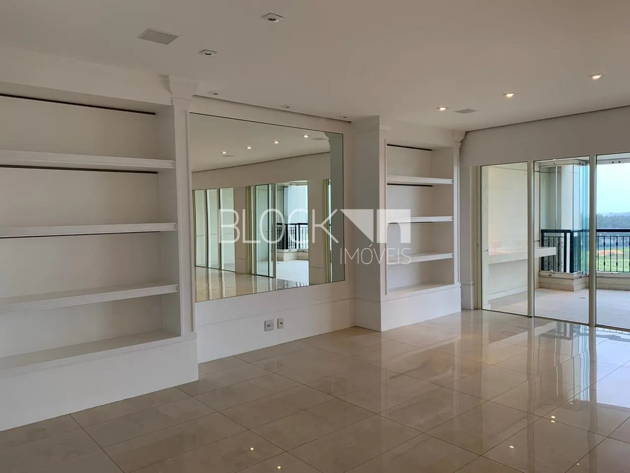 Barra da Tijuca | Apartamento 5 quartos, sendo 5 suites