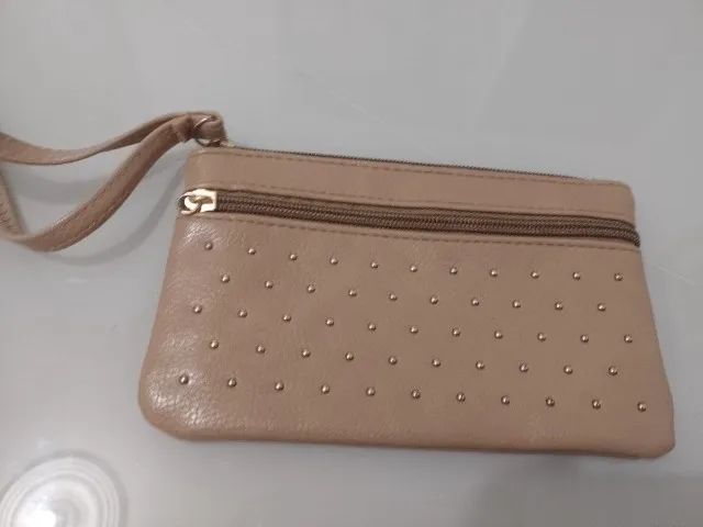 carteira de mão em courino 