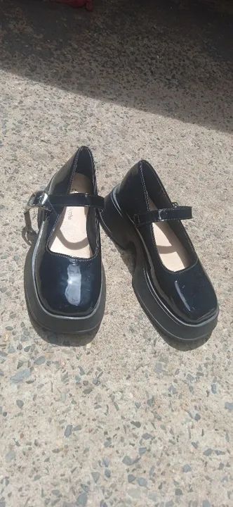 Sandália preta estilo coreana - Foto 2