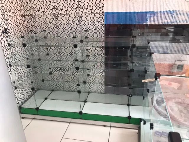 Prateleira Gôndola de Vidro Grande para comércio