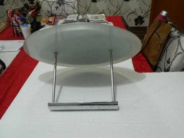 Luminária de vidro formato disco