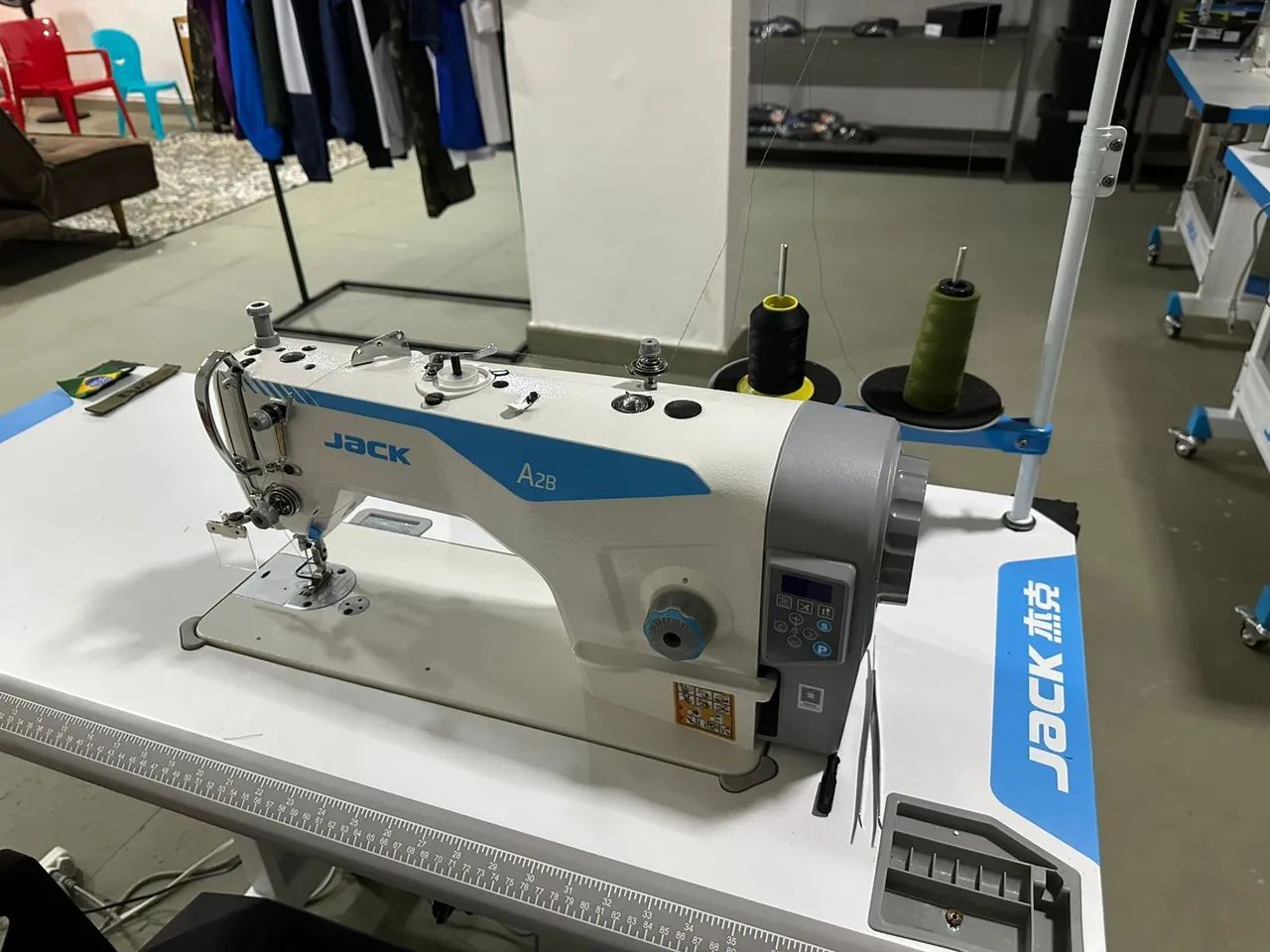 Alugo ateliê e sala comercial para costureira Asa Norte