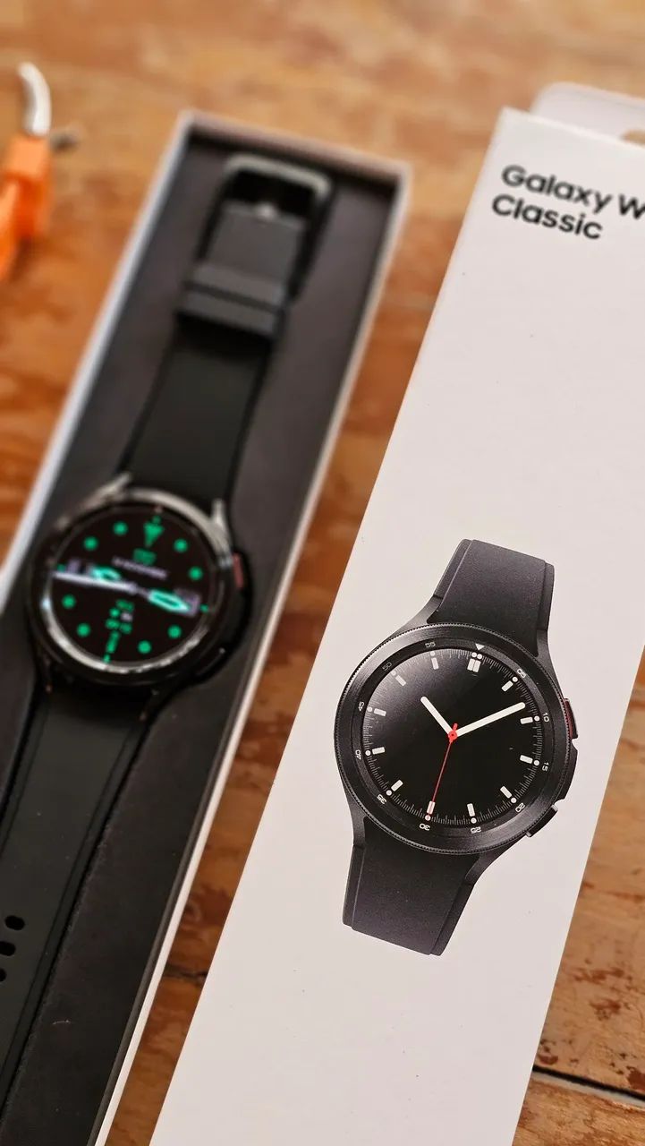 Samsung Galaxy Watch 4 Classic - 46mm - Foto 2