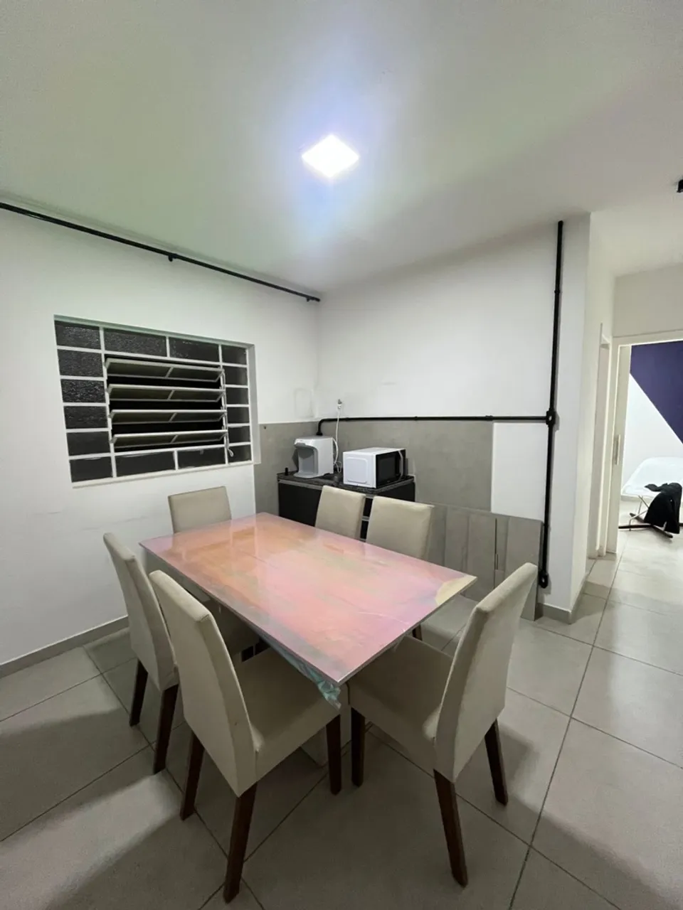 Mesa de Jantar com 6 Cadeiras - Design Moderno