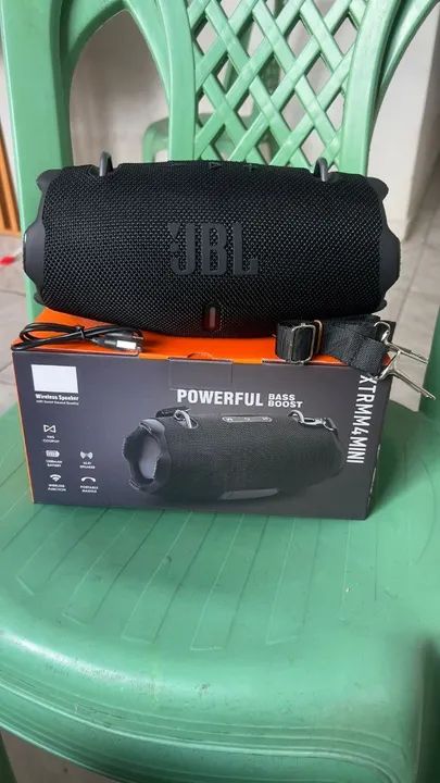 Caixa de som JBL primeira linha Nova entrego aceito cartão 
