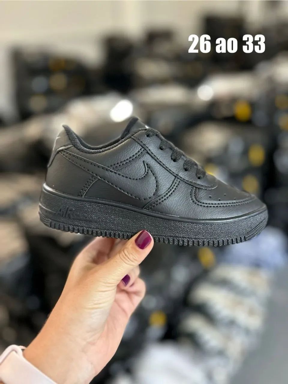 Tênis Nike Air Force 1 - Preto - Foto 2