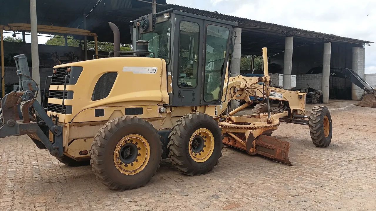 Motoniveladora New Holland RG170B ano 2008 - Foto 5