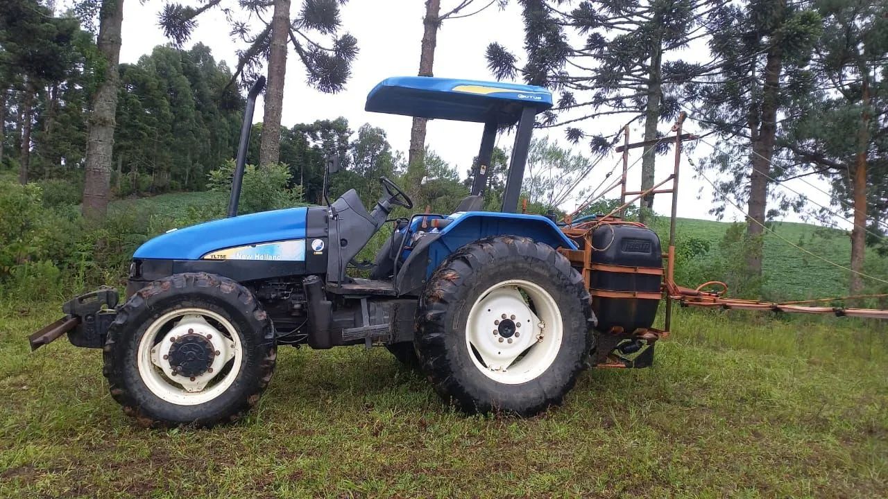 Trator New Holland TL-75E - Foto 2