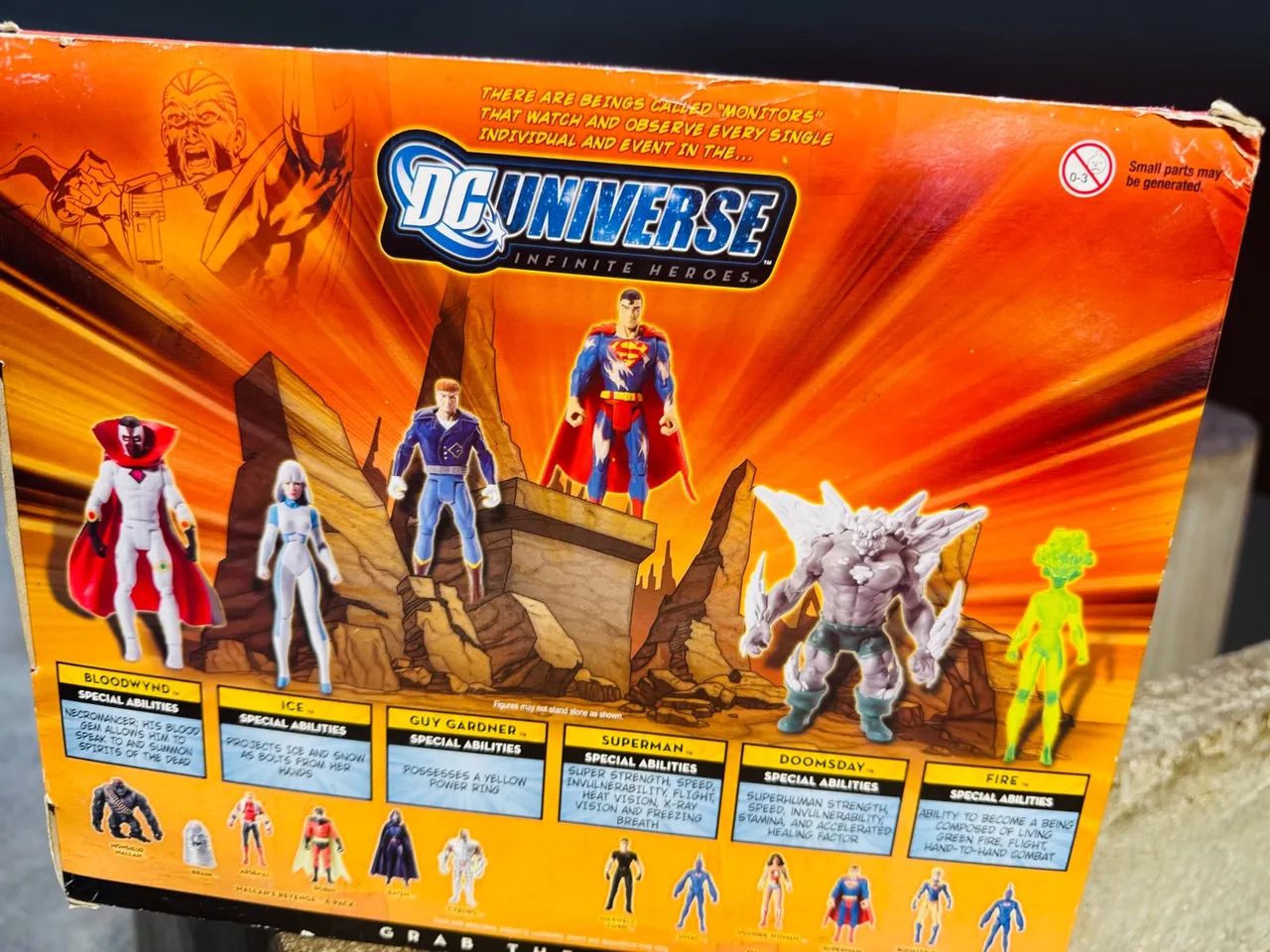 Raro Pack DC Universe Crisis Doomsday Gift Pack - 6 Action Figures - Foto 2
