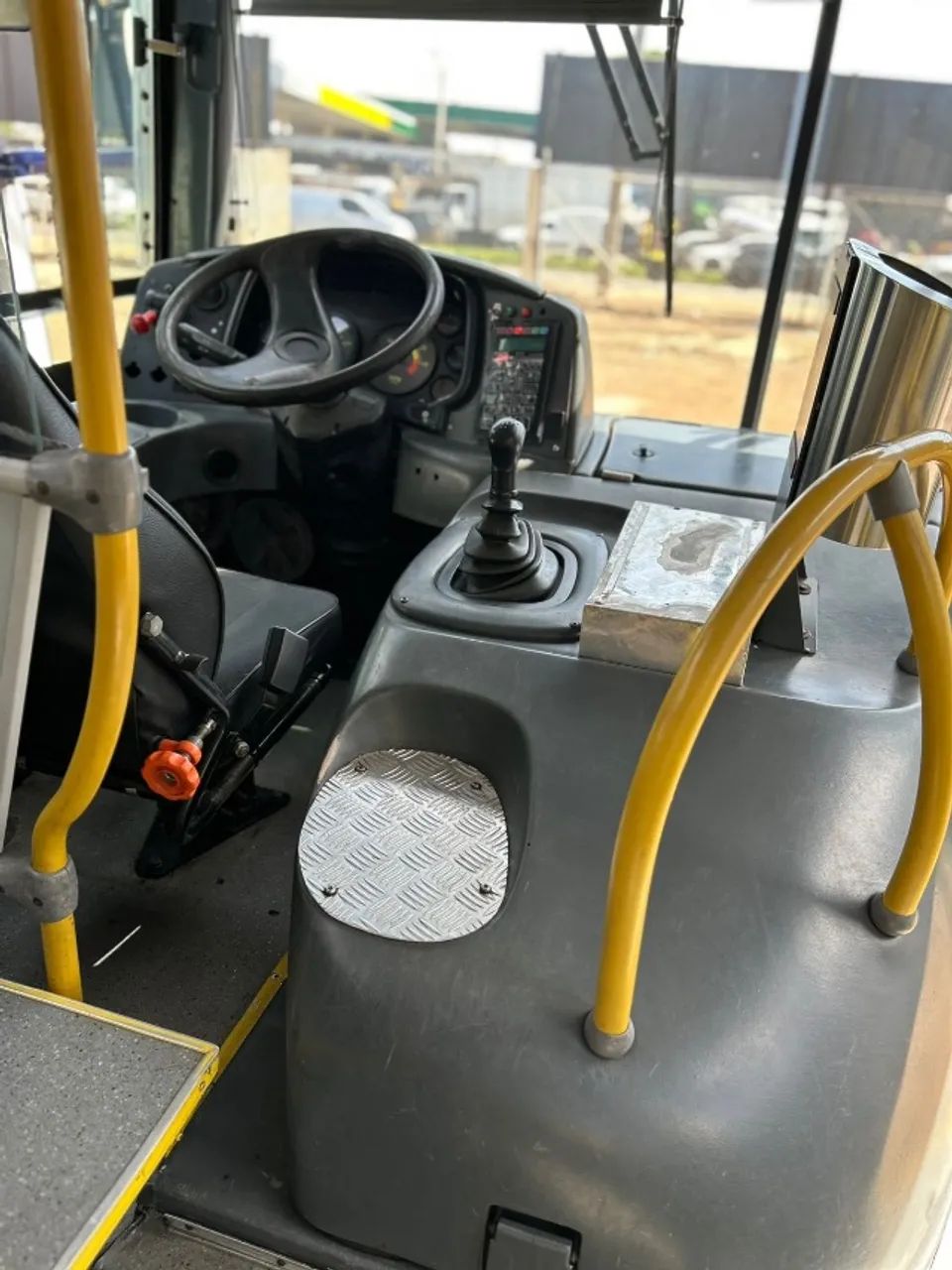 Ônibus da Bilu Comércio M.Benz/Mpolo Torino U; Ano 2011/2011; Revisado; Documento em dias - Foto 10