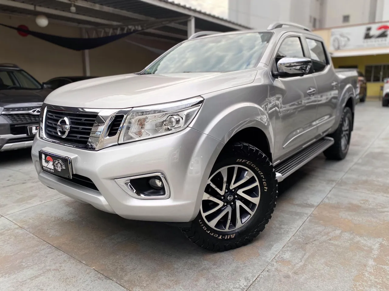 Nissan Frontier LE Bi-Turbo 2021