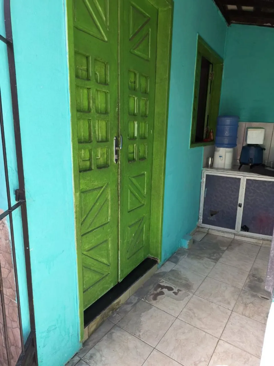 Casa a venda na Rua Cabo Reis em condomínio
