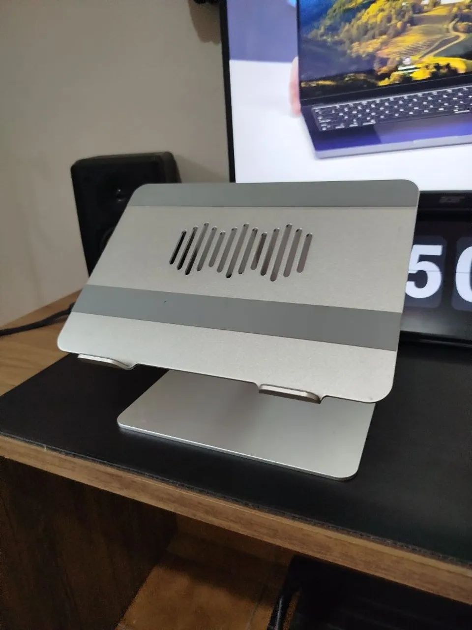 Suporte para Notebook ou DJ ajustável e Ergonômico - Foto 5