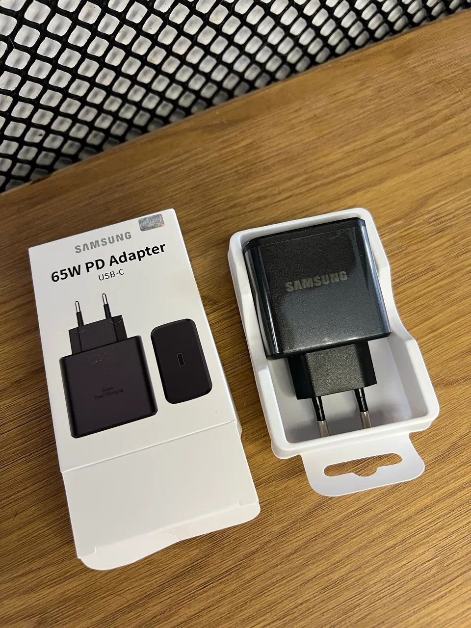Carregador Samsung USB-C 65W Super Rapido sem cabo - Foto 2