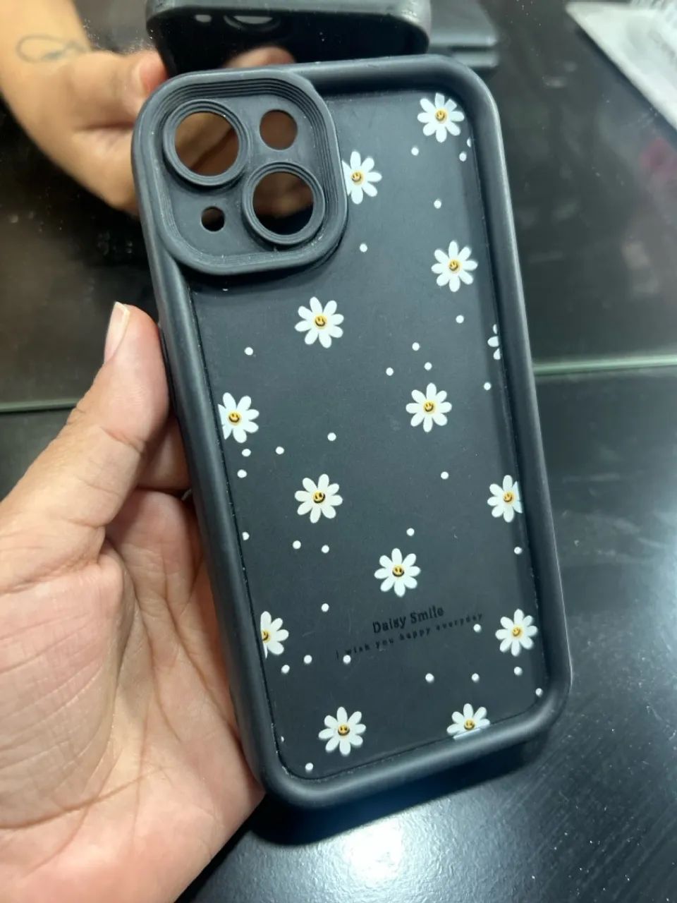 Capa Floral Daisy Smile para Celular