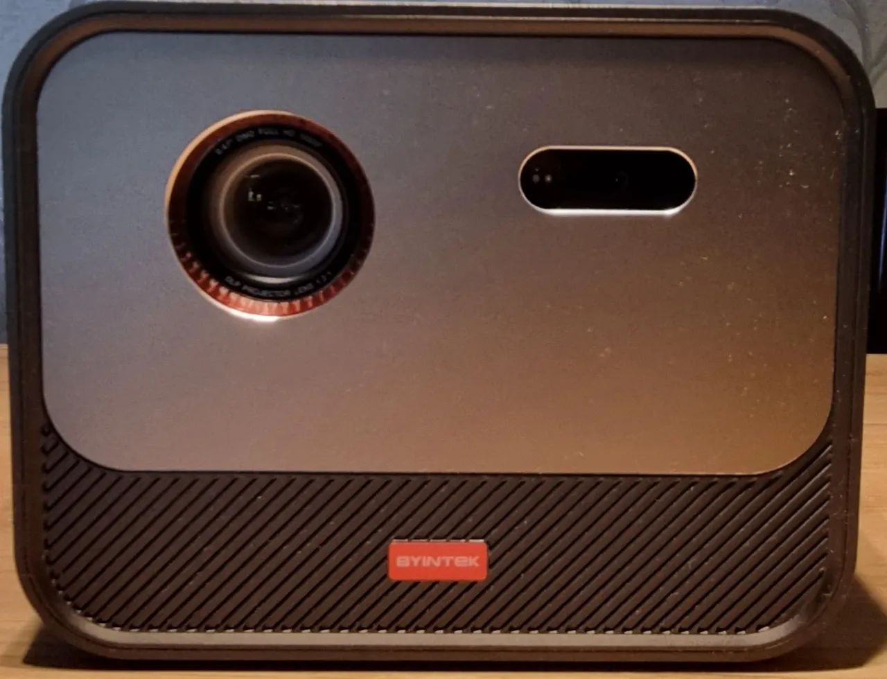 Projetor BYINTEK R80 laser 4k 