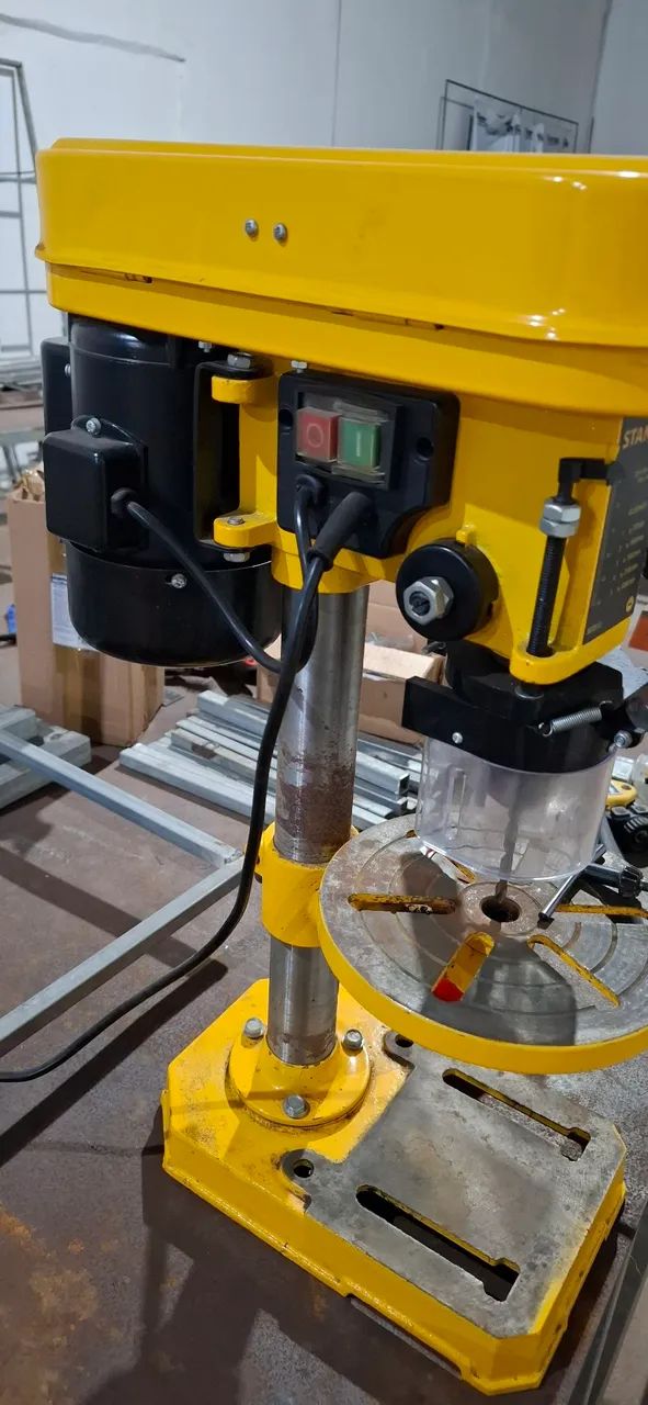 Furadeira de bancada 64385785589507120