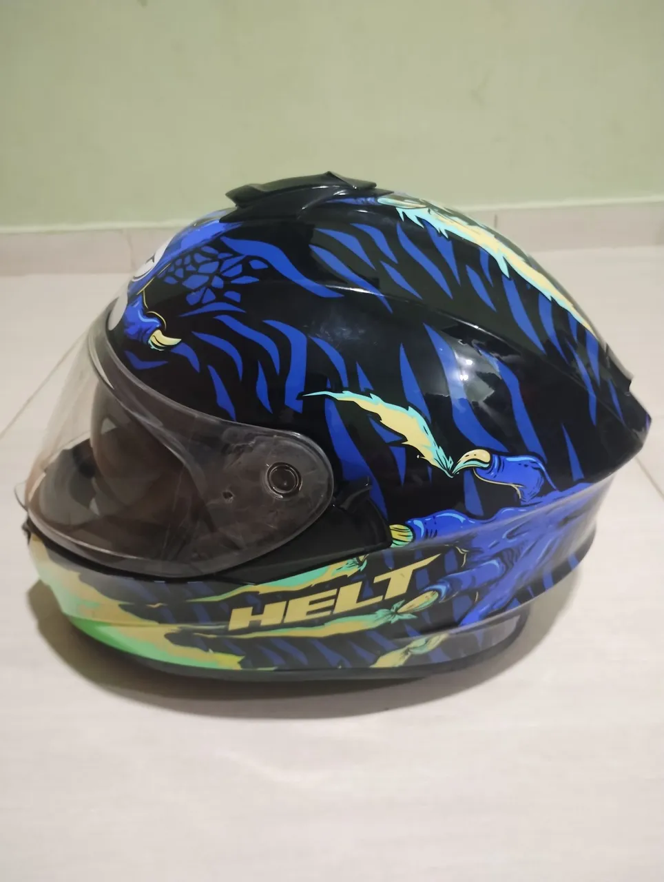Capacete Helt