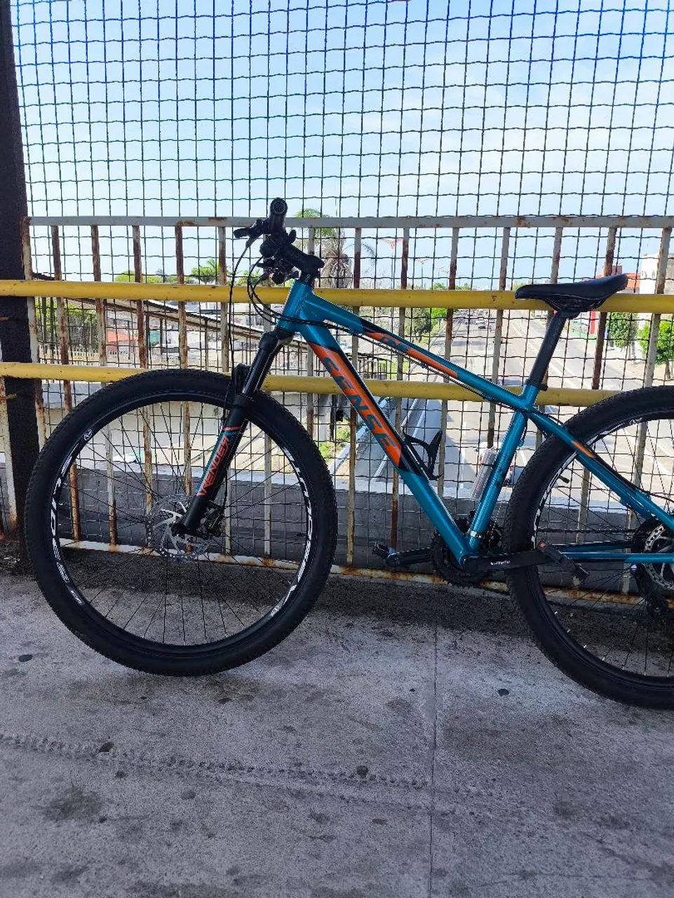Bicicleta Mountain Bike Aro 29