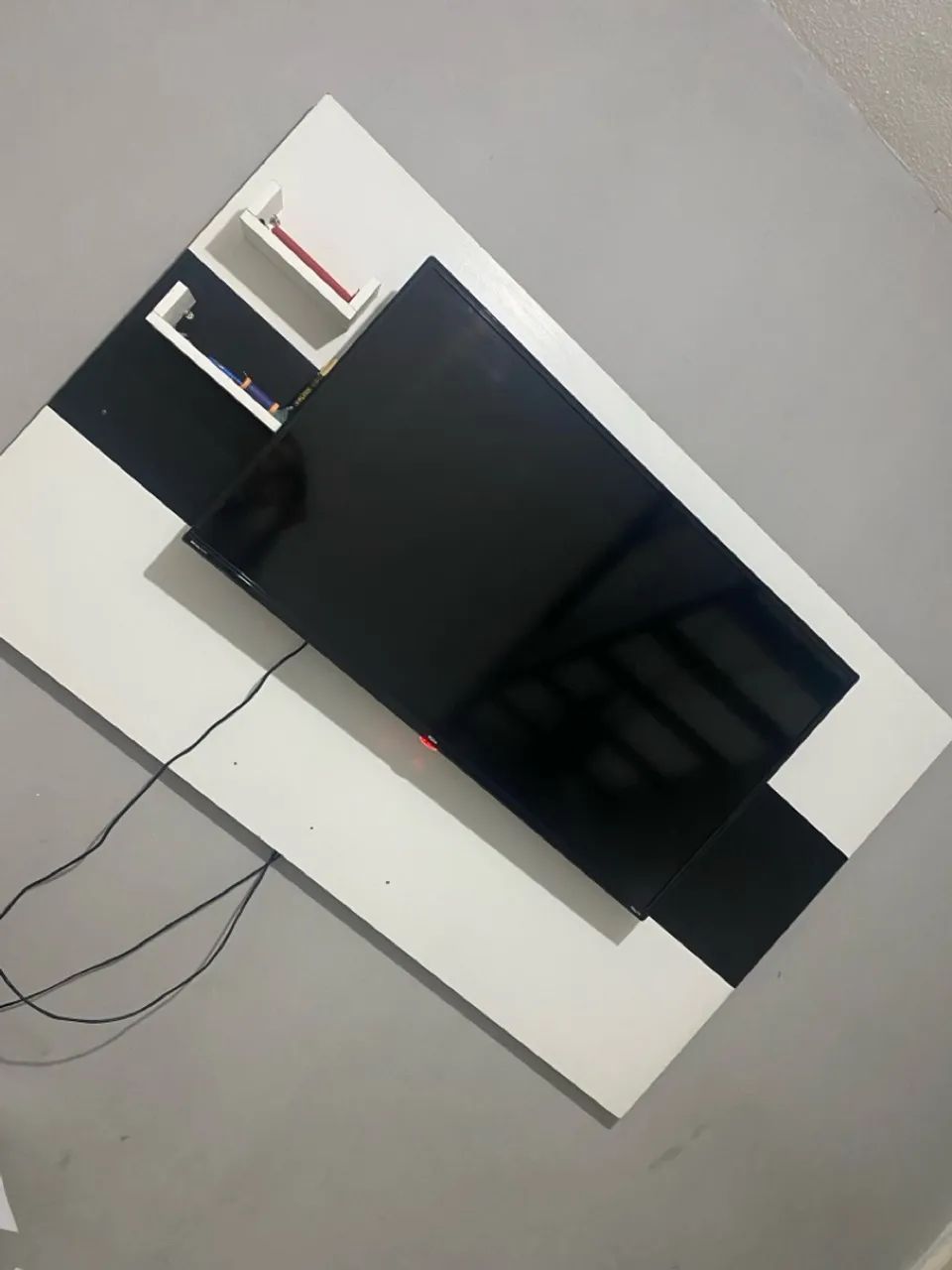 TV Panel, Well-Preserved64176426891649125